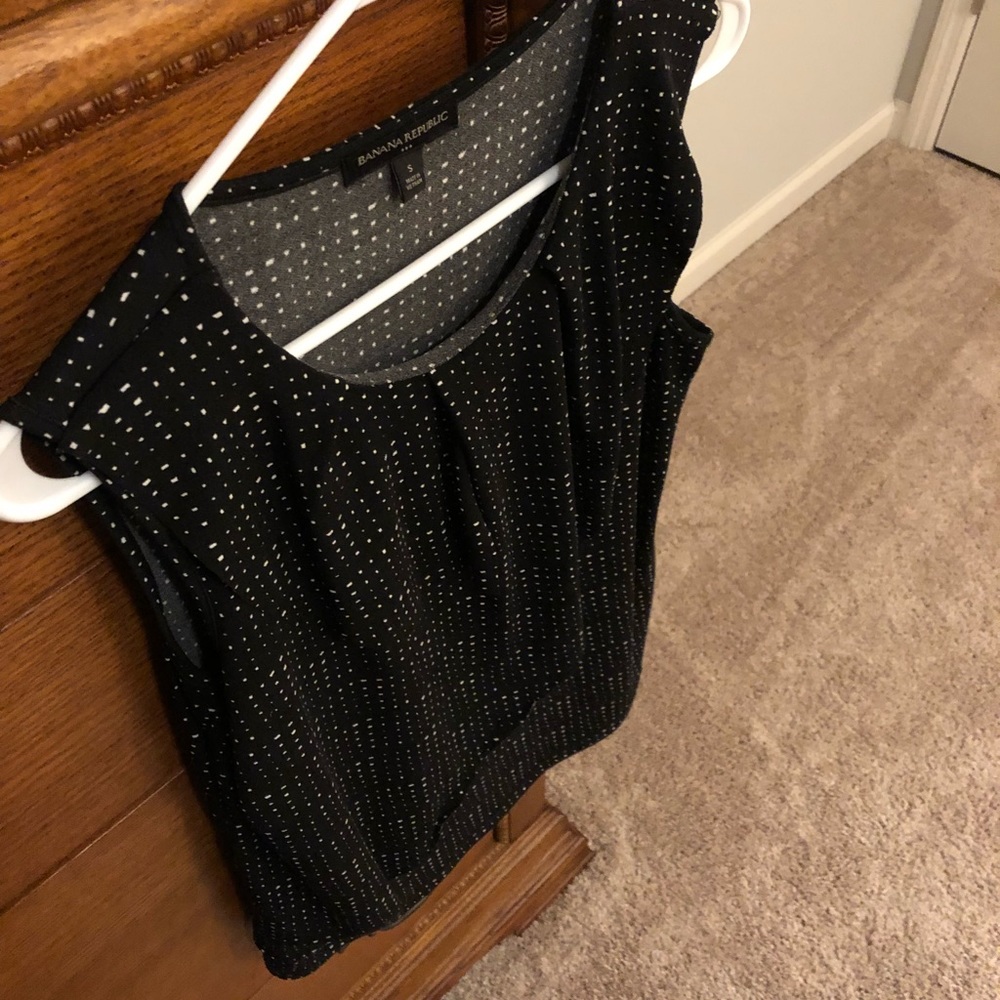 Black and White Sleeveless Blouse